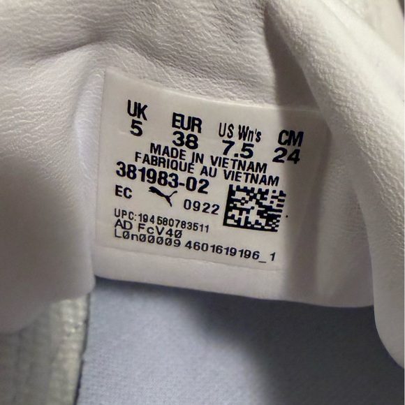 Authentic Puma Women's Mayze platform Sneakers - Picture 4 of 4